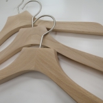 素材感を活かした仕上げ